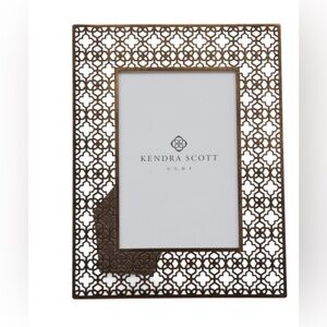 KENDRA SCOTT 4x6 Filigree Metal Tabletop Picture Frame